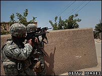 US soldiers on patrol in Iraq